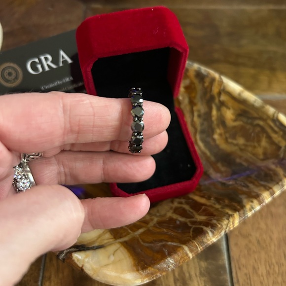 GORGEOUS 7 CT full eternity genuine black moissanite diamond ring NIB💍 - Picture 3 of 6